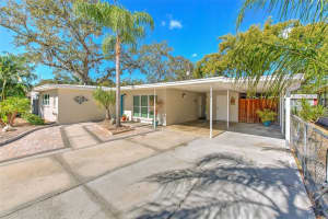8012 LYNN AVENUE, TAMPA, FL 33604 Sold 02/13/25
