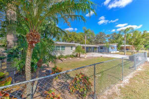 8012 LYNN AVENUE, TAMPA, FL 33604 Sold 02/13/25