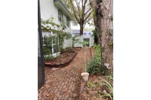 14405 BURGUNDY SQUARE, TAMPA, FL 33613 Sold 01/06/25