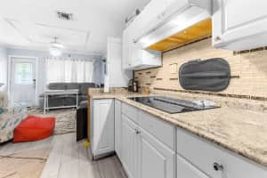 225 35TH STREET, SAINT PETERSBURG, FL 33713 Sold 08/28/25