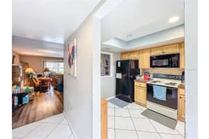 10354 CARROLLWOOD LANE, TAMPA, FL 33618 Sold 12/09/24