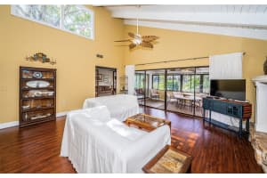 130 LISA LANE, OLDSMAR, FL 34677 Sold 02/05/25