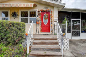 621 NORTHWEST BOULEVARD, ST PETERSBURG, FL 33702 Sold 02/13/25