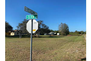 2721 PETALUMA ROAD, AVON PARK, FL 33825 Sold 01/14/25