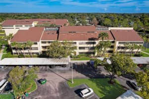 13610 VILLAGE DRIVE, TAMPA, FL 33618 Sold 01/15/25
