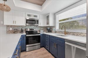 10500 YACHT BASIN DRIVE, PLACIDA, FL 33946 Sold 02/13/25