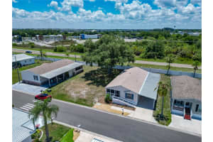 224 PORT ROYAL LANE, APOLLO BEACH, FL 33572 Sold 01/09/25