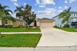 920 MEADOW GLADE DRIVE, RUSKIN, FL 33570 Sold 02/26/25