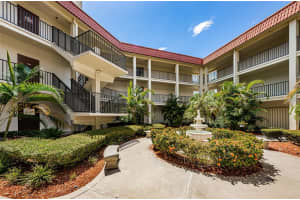 2700 BAYSHORE BOULEVARD, DUNEDIN, FL 34698 Sold 12/09/24