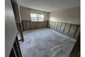 1860 MASSACHUSETTS AVENUE, SAINT PETERSBURG, FL 33703 Sold 11/27/24