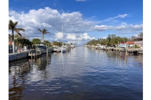 2000 KANSAS AVENUE, SAINT PETERSBURG, FL 33703 Sold 04/16/25