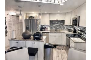 7600 SUN ISLAND DRIVE, SOUTH PASADENA, FL 33707 - MLS#MFRTB8319622