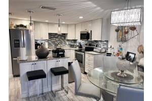 7600 SUN ISLAND DRIVE, SOUTH PASADENA, FL 33707 - MLS#MFRTB8319622