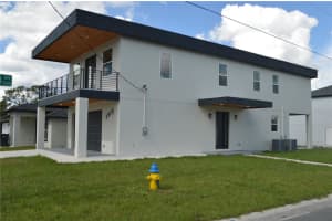 3915 ROBSON STREET, TAMPA, FL 33614 - MLS#MFRTB8319628