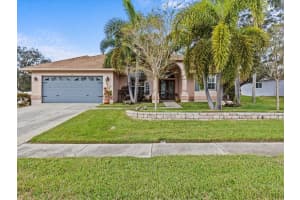 720 WOODMONT DRIVE, TARPON SPRINGS, FL 34689 Sold 01/27/25