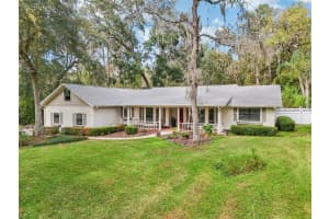 9222 1ST PLACE, GAINESVILLE, FL 32607 Sold 02/28/25
