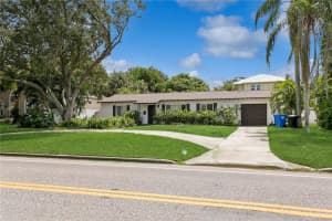 1015 SNELL ISLE BOULEVARD, SAINT PETERSBURG, FL 33704 - MLS#MFRTB8319835