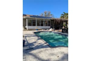 3761 OVERLOOK DR NE, SAINT PETERSBURG, FL 33703 Sold 01/07/25