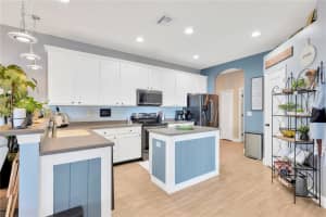 1544 MIRA LAGO CIRCLE, RUSKIN, FL 33570 Sold 12/18/24