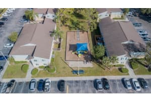 237 THORN TREE PLACE, BRANDON, FL 33510 - MLS#MFRTB8320071