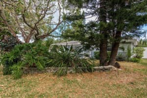 1649 EVERGREEN AVENUE, CLEARWATER, FL 33756 Sold 12/13/24
