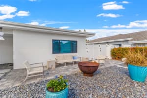 10112 PARADISE BOULEVARD, TREASURE ISLAND, FL 33706 Sold 12/24/24