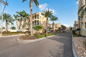 6422 MAYRA SHORES LANE, APOLLO BEACH, FL 33572 Sold 01/27/25