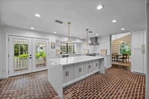 7877 98TH STREET, SEMINOLE, FL 33777 Sold 04/14/25