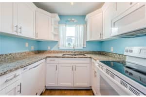 211 MCMULLEN BOOTH ROAD, CLEARWATER, FL 33759 - MLS#MFRTB8320235