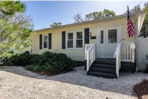 1054 46TH AVENUE, SAINT PETERSBURG, FL 33703 Sold 12/23/24