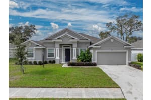 232 Samantha Ave, AUBURNDALE