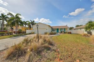 6512 BIMINI COURT, APOLLO BEACH, FL 33572 Sold 04/10/25
