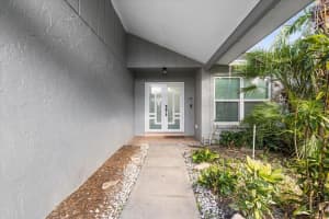 13833 CHERRY CREEK DRIVE, TAMPA, FL 33618 Sold 01/22/25