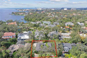 811 GROVE PARK AVENUE, TAMPA, FL 33609 Sold 03/31/25