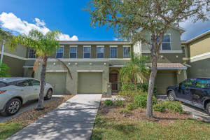 2953 WILLOWLEAF LANE, WESLEY CHAPEL, FL 33544 Sold 03/28/25