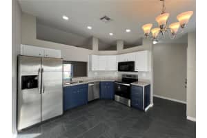 3904 HORIZON HILL DRIVE, LAKELAND, FL 33813 Sold 03/06/25
