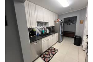 1017 ROBINSON DRIVE, SAINT PETERSBURG, FL 33710 Sold 01/13/25
