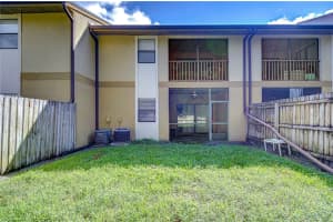 10100 SAILWINDS BOULEVARD, LARGO, FL 33773 Sold 07/07/25