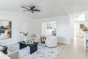 281 TREASURE RD, VENICE, FL 34293 Sold 05/01/25