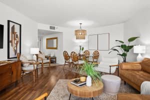 5950 PELICAN BAY PLAZA, GULFPORT, FL 33707 Sold 01/06/25