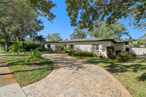 460 PONCE DE LEON BOULEVARD, BELLEAIR, FL 33756 Sold 01/27/25