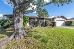 7515 OAKVISTA CIRCLE, TAMPA, FL 33634 Sold 02/28/25