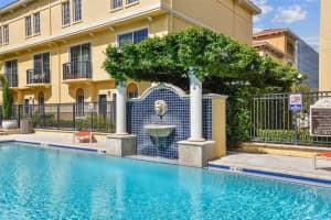 5228 HAMPTON BEACH PLACE, TAMPA, FL 33609 Sold 03/14/25