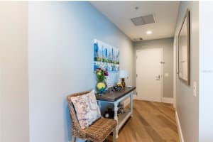 175 1ST STREET, SAINT PETERSBURG, FL 33701 Sold 01/10/25