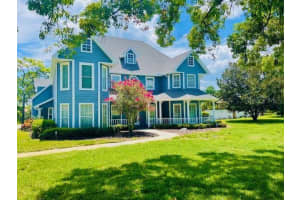 1135 Candler Rd, CLEARWATER