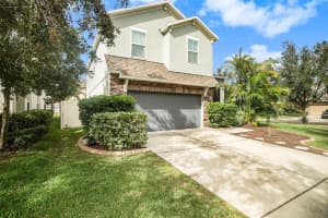 10236 NEWMINSTER LOOP, RUSKIN, FL 33573 Sold 04/18/25