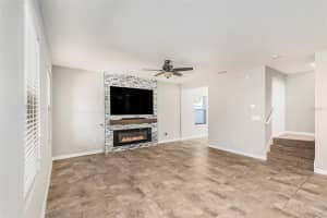 10236 NEWMINSTER LOOP, RUSKIN, FL 33573 Sold 04/18/25