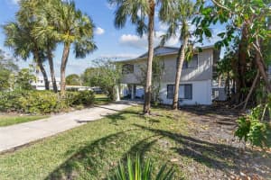 4675 CHANCELLOR CIRCLE, SAINT PETERSBURG, FL 33703 Sold 03/12/25
