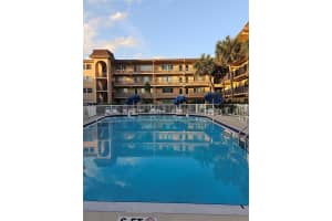 2525 BAY DRIVE, BELLEAIR BLUFFS, FL 33770 Sold 04/07/25