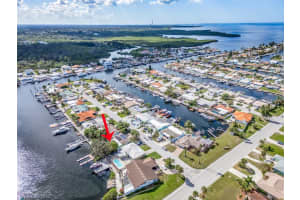 5002 ANCHOR WAY, NEW PORT RICHEY, FL 34652 Sold 05/01/25
